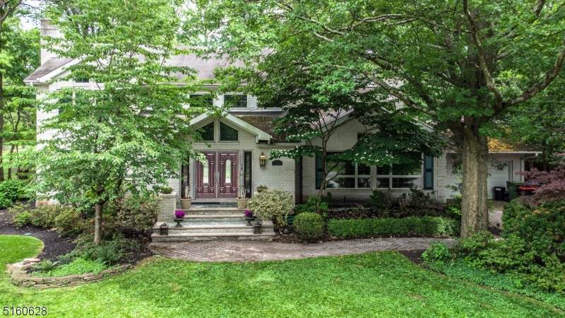 12 Clive Hills Rd - Photo 1