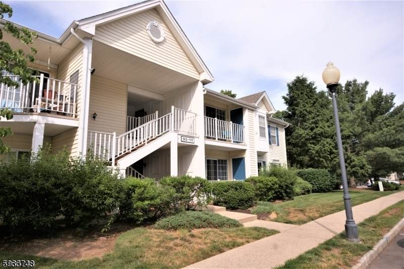 103 Sapphire Ln - Photo 1