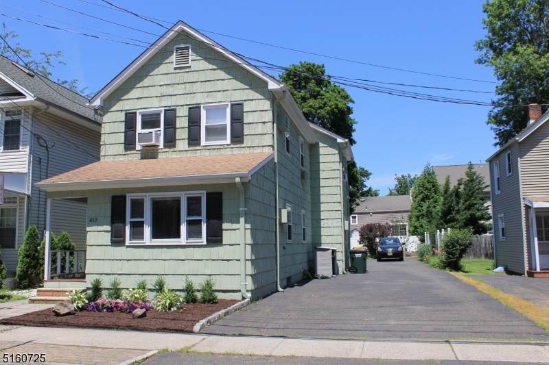 417 Forest Rd - Photo 1