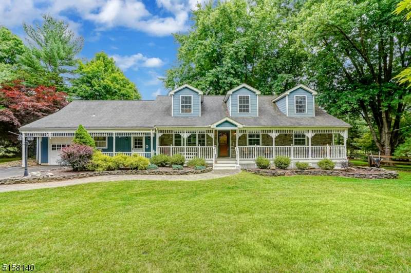 55 Country Squire Way - Photo 1