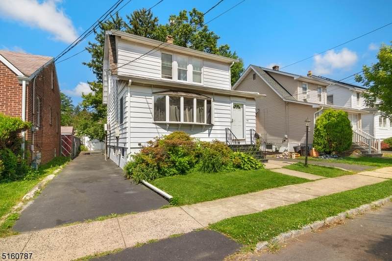 1266 Coolidge Ave - Photo 1