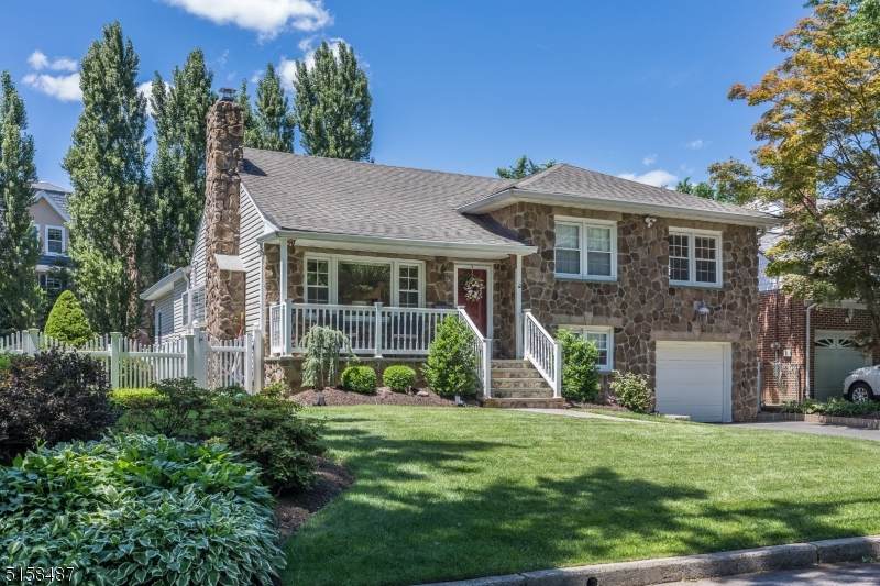 25 Ravine Ave - Photo 1