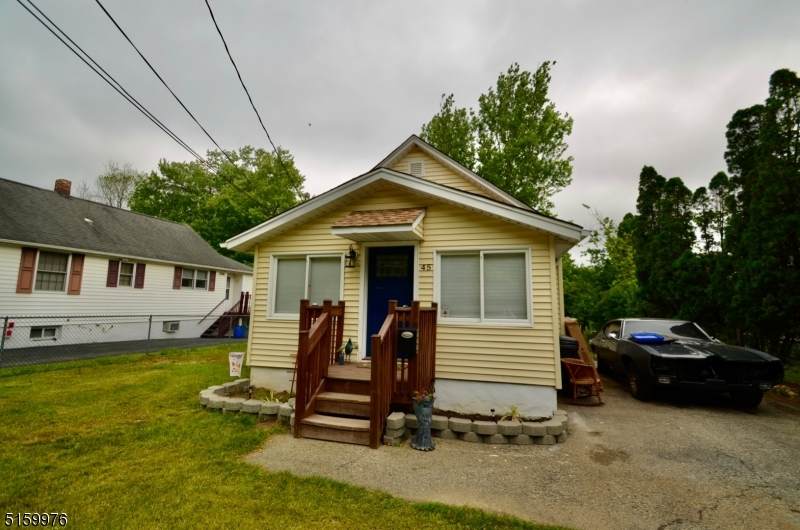45 Susquehanna St - Photo 1