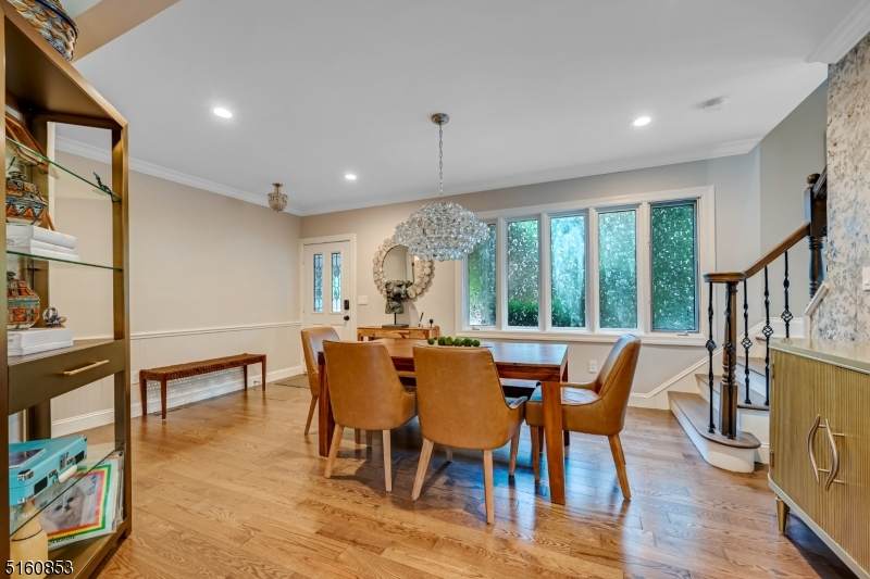 26 Village Green Ct - Photo 1