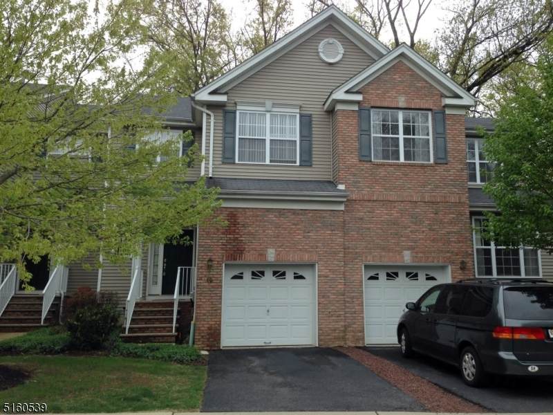 80 Jackson Ave - Photo 1