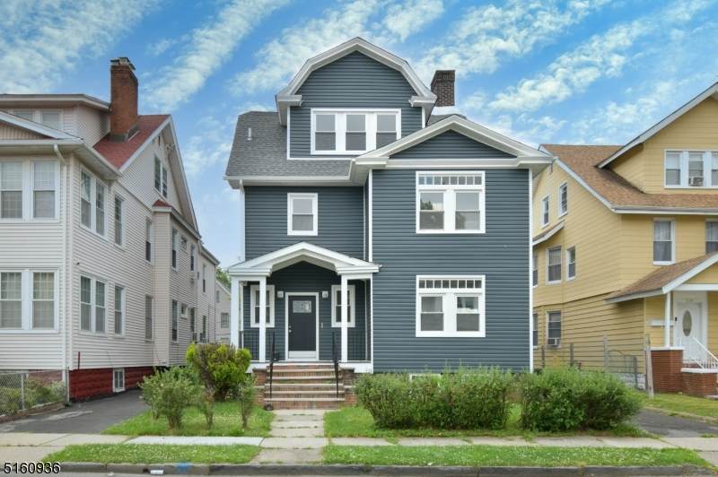 270 S Burnett St - Photo 1