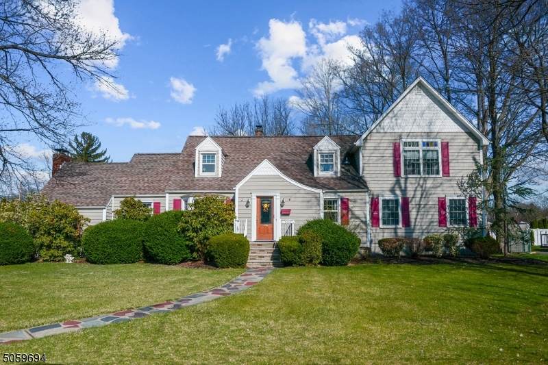 302 Boulevard - Photo 1