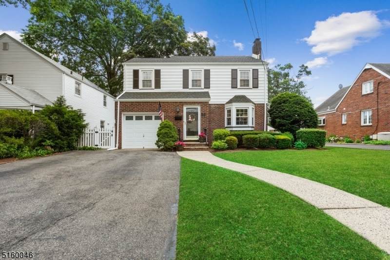 147 Pershing Rd - Photo 1