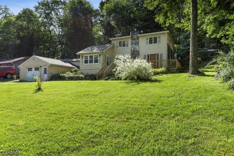 1014 Route 619 - Photo 1