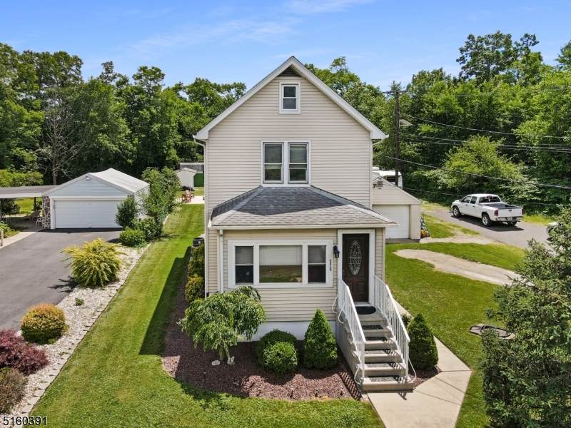 575 Jerome Ave - Photo 1