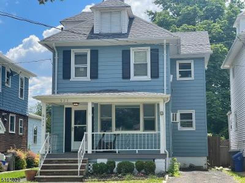 525 Front St - Photo 1