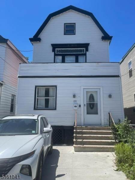 1131 Grove St - Photo 1