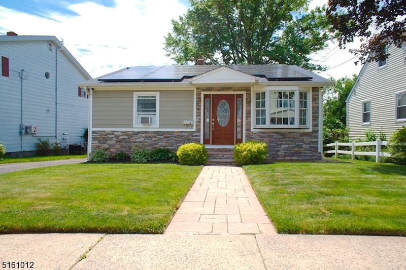 21 Glaser Ave - Photo 1