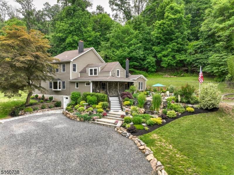 26 Interhaven Ave - Photo 1