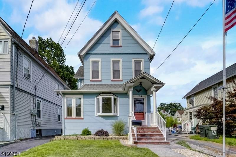 137 Duer St - Photo 1