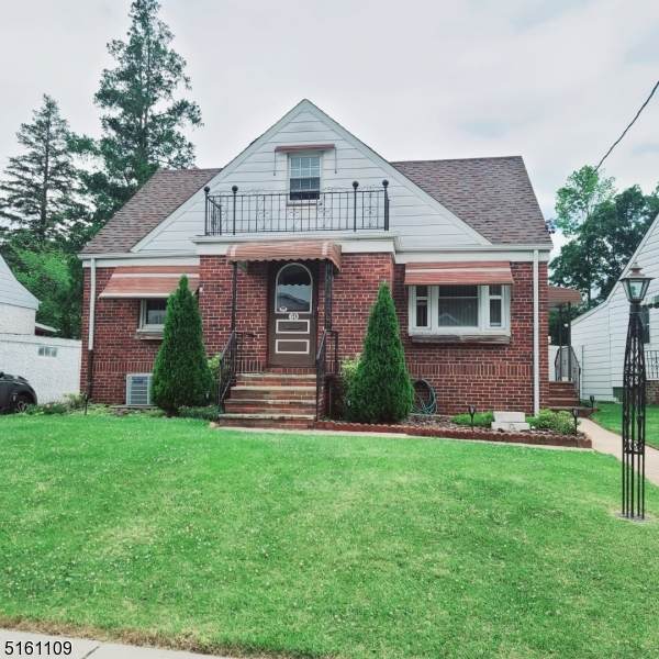 60 Smallwood Ave - Photo 1