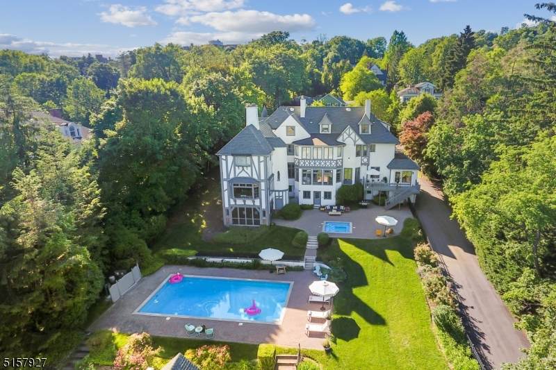 33 Prospect Ave - Photo 1