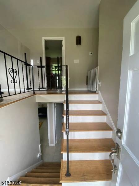 20 S Mitchell Ave - Photo 1