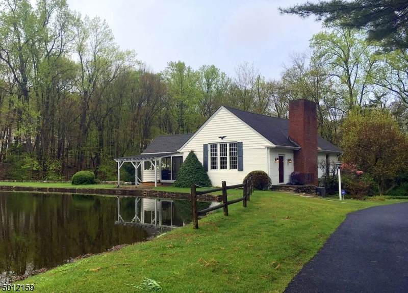 46 Oak Rd - Photo 1