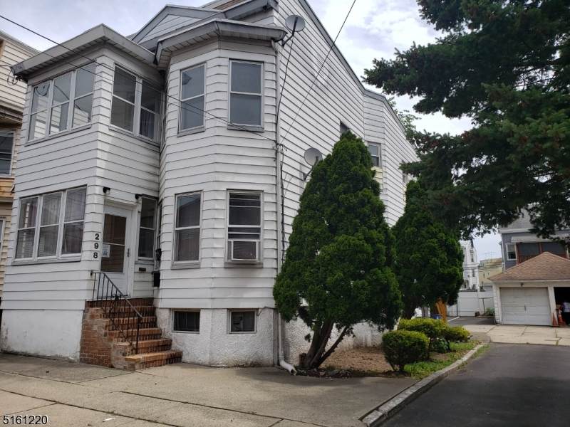 298 Morrissee Ave - Photo 1