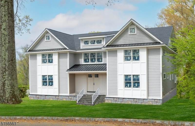 4 Robert Dr - Photo 1