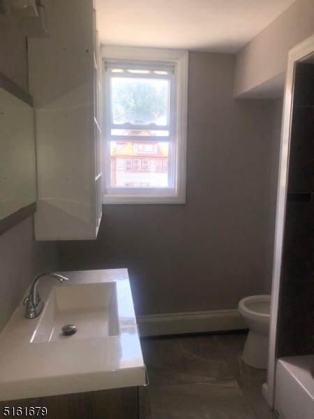 659 Jefferson Ave - Photo 1