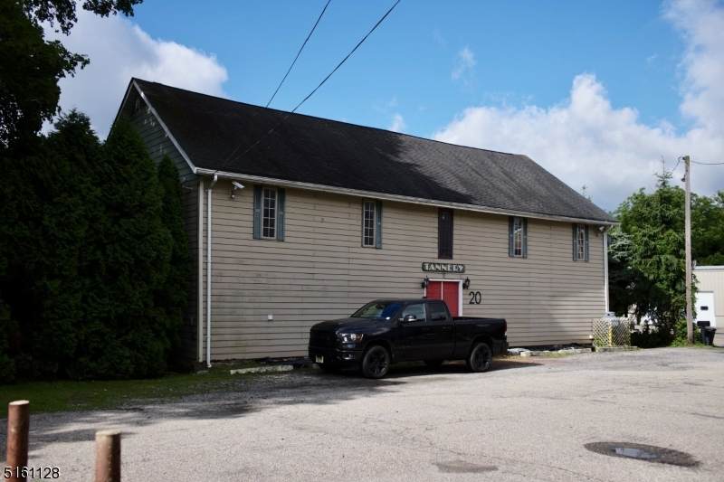 20 Main St - Photo 1
