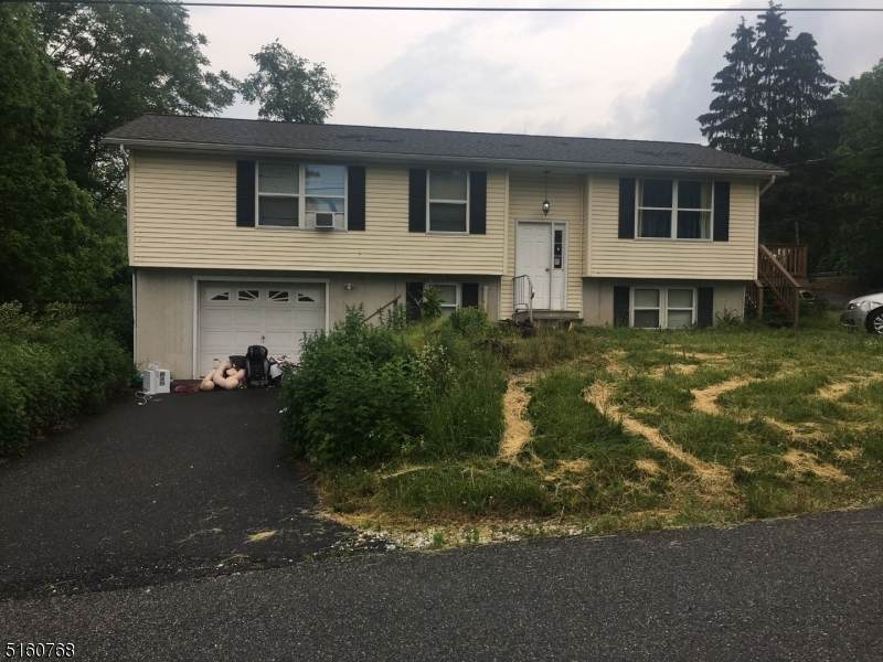 34 Yates Ave - Photo 1