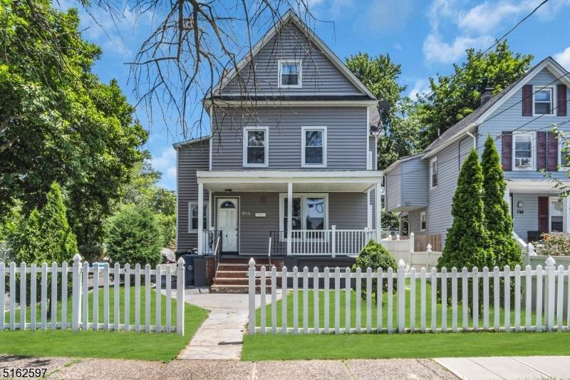 746 Saint Marys Ave 48 - Photo 1