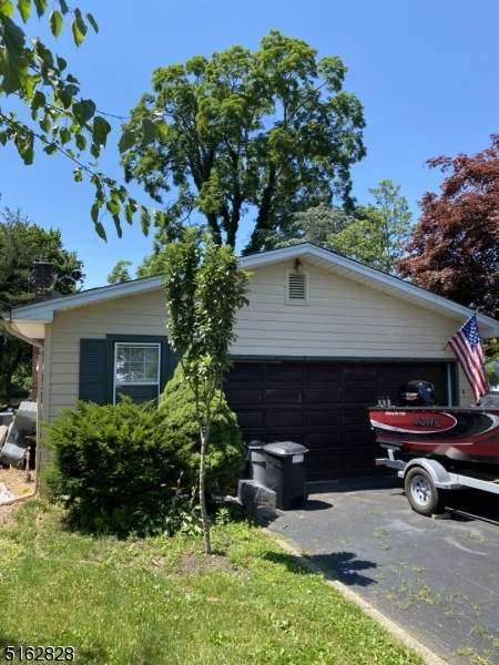 15 Shore Rd - Photo 1