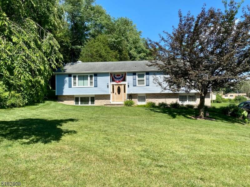 9 Lambert Rd - Photo 1