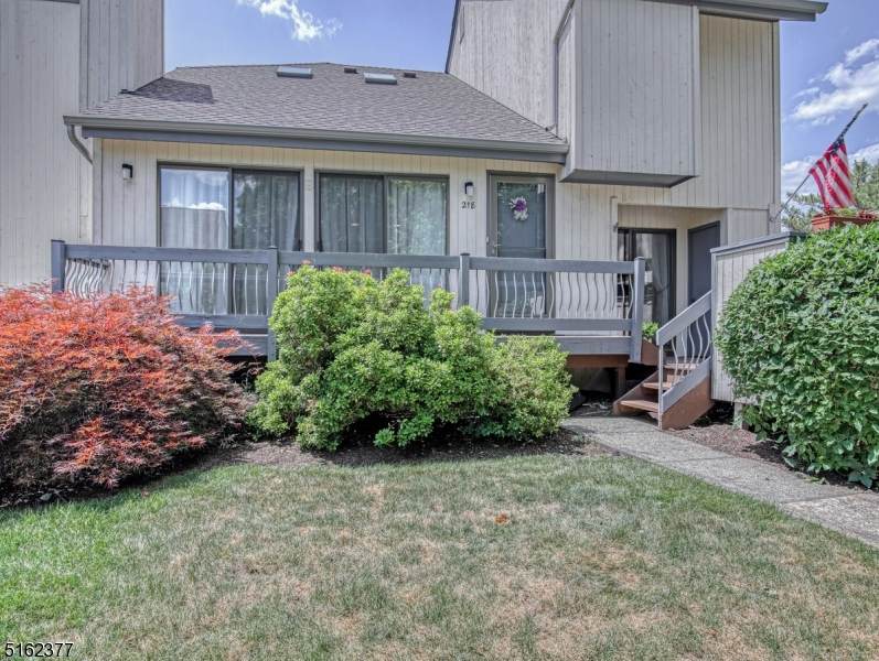 218 Arrowood Way - Photo 1