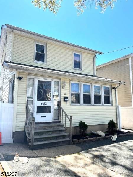 76 Sheridan St - Photo 1