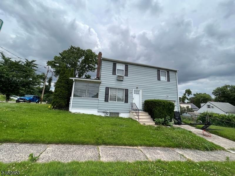 57 Ardmore Ave - Photo 1