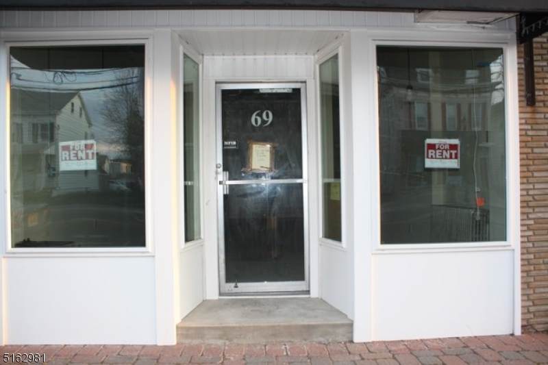 69 W Somerset St - Photo 1