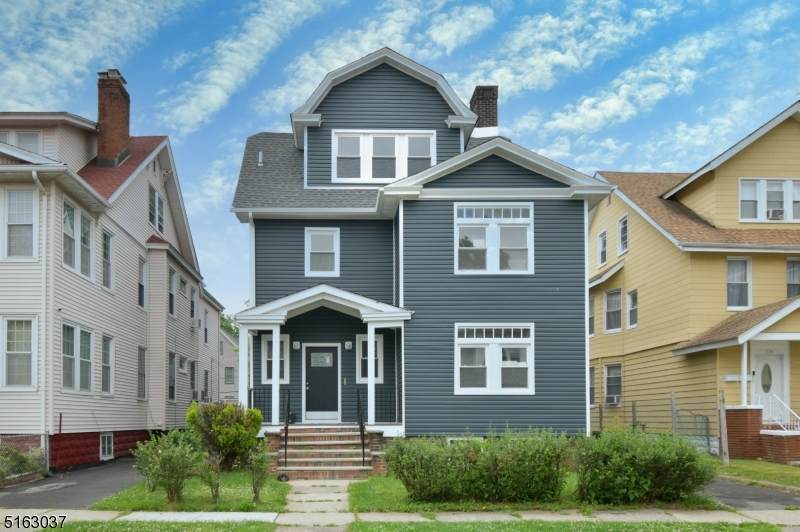 270 S Burnett St - Photo 1