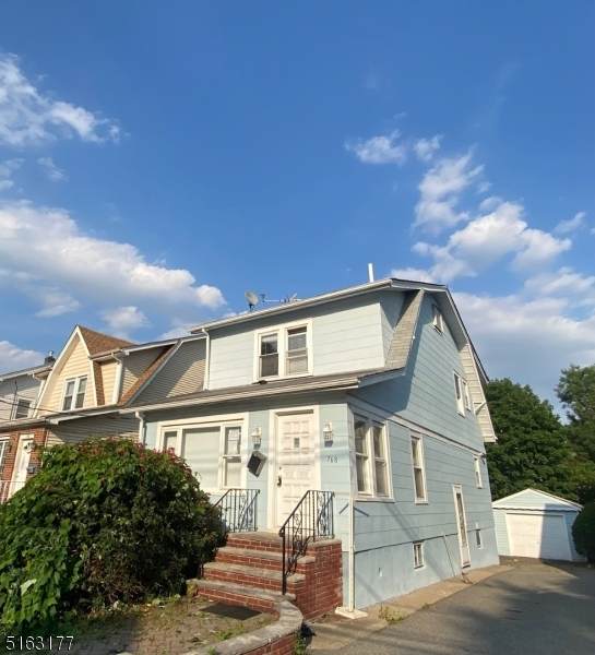 768 Kingsland Ave - Photo 1