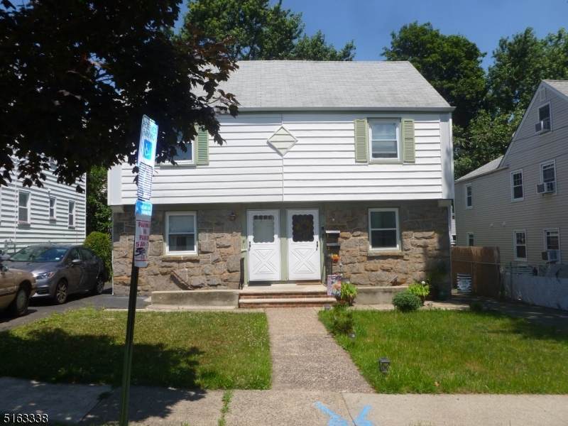 30 E 7Th St - Photo 1