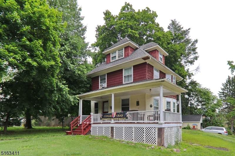 16 Glenside Ave - Photo 1