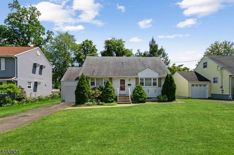 12 Laurel St - Photo 1
