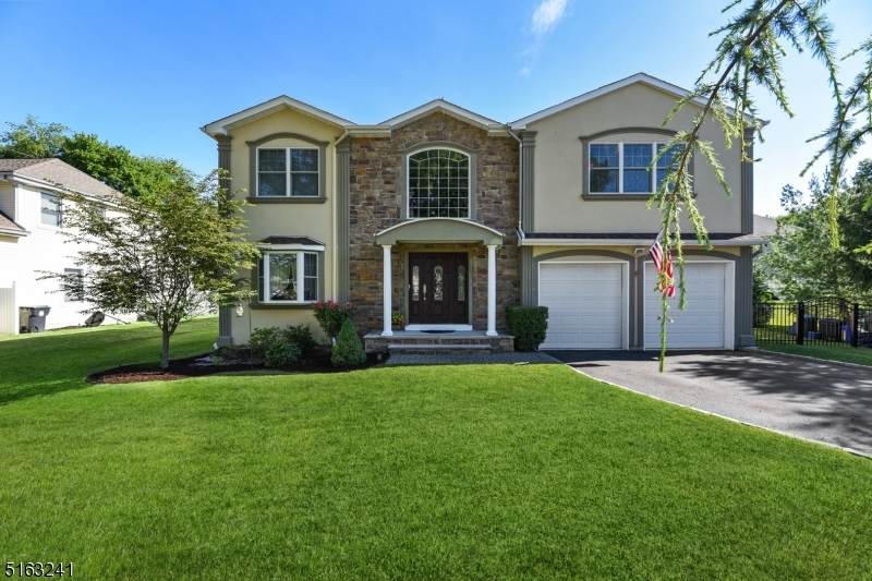 56 Highland Ave - Photo 1