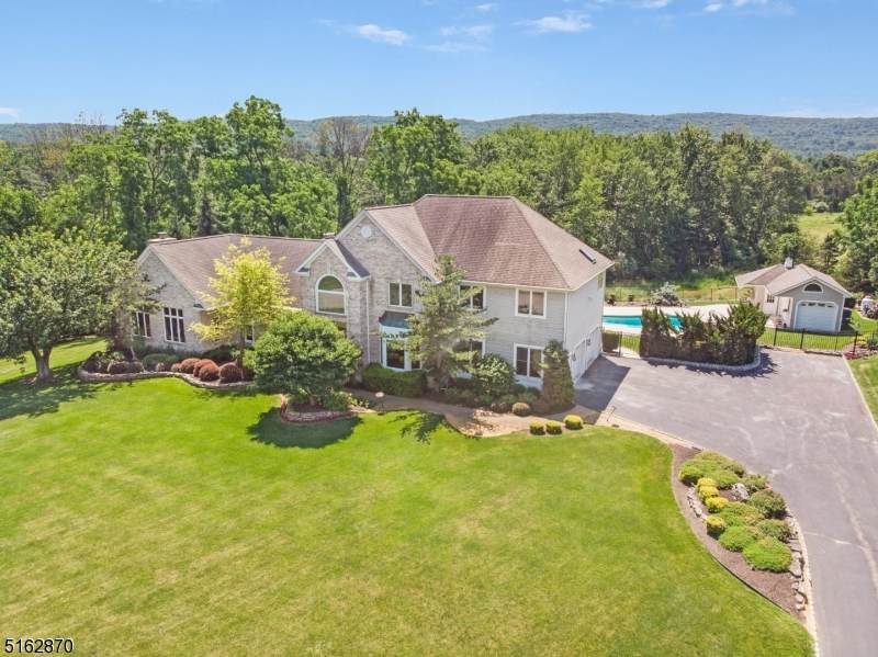 3 Stone Bridge Dr - Photo 1