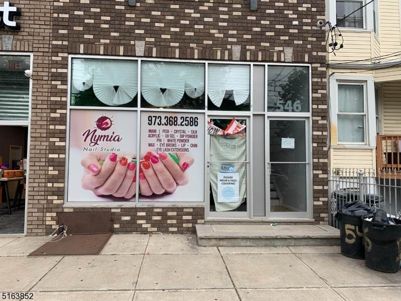 546 Broadway - Photo 1