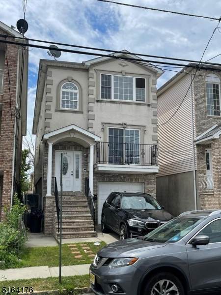 124 Port Ave - Photo 1