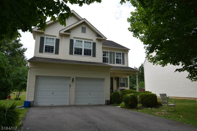 1512 Megan Circle - Photo 1