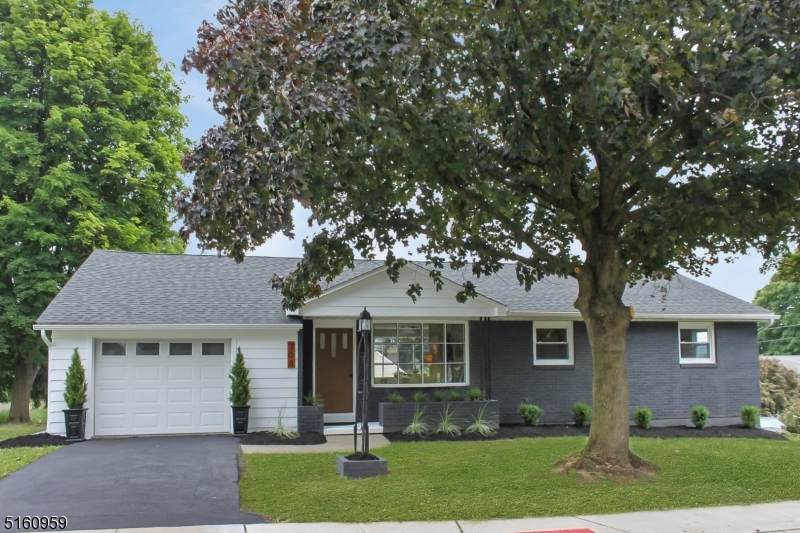 708 Schley Ave - Photo 1