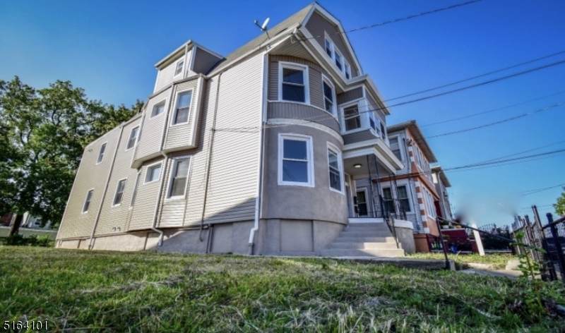30 Oraton St - Photo 1