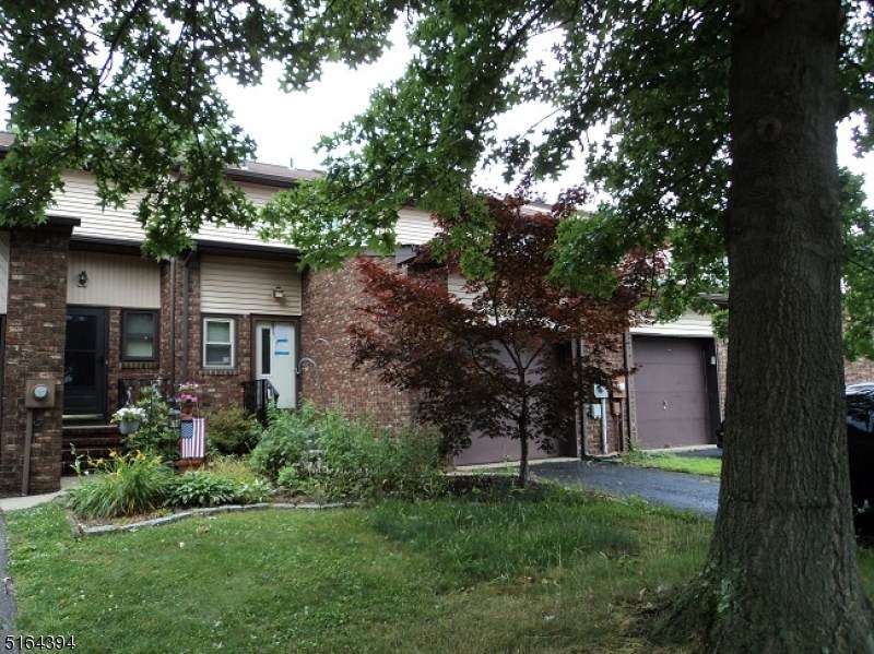 19 Chelsea Cir - Photo 1