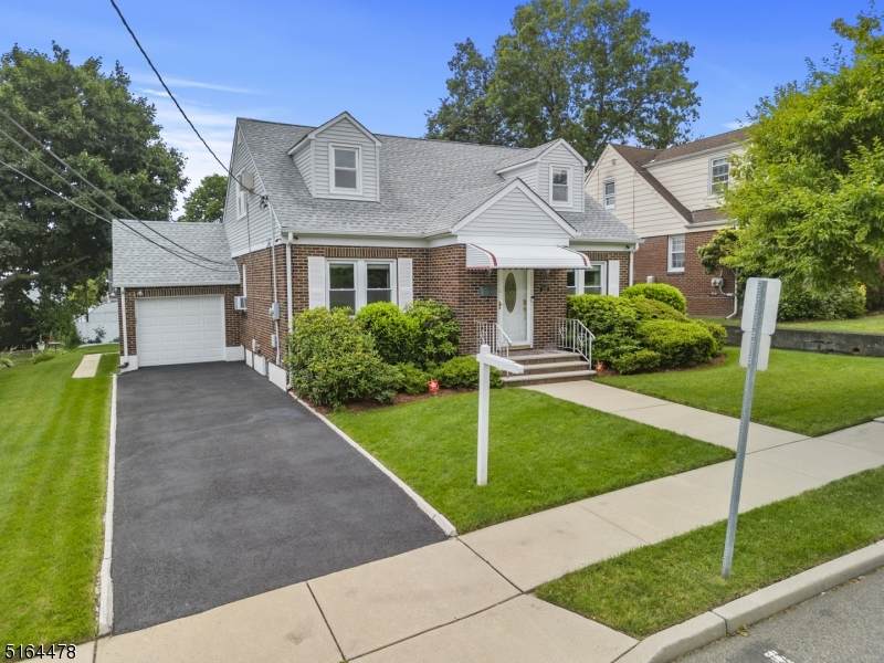 117 Fairmount Ave - Photo 1