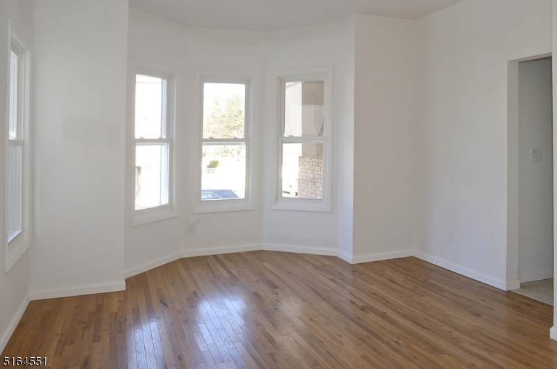 101 2nd St Unit 1 - Photo 1